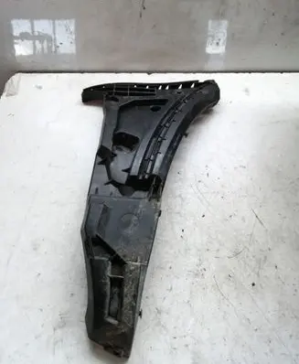 Volvo XC90 Front bumper mounting bracket 30698128