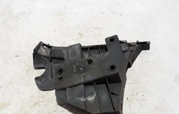 Volvo S80 Front bumper mounting bracket 31214434