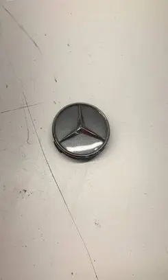 Mercedes-Benz ML W166 Original wheel cap A2204000125 4455