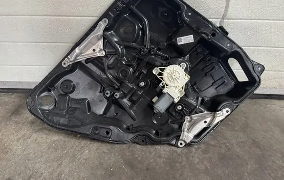 Mercedes-Benz GLC C254 Rear window lifting mechanism without motor A2547302102