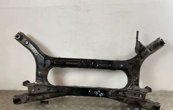 Toyota C-HR I Rear subframe