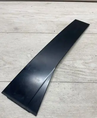 Volkswagen PASSAT B7 Rear door glass trim molding 3c9839904b