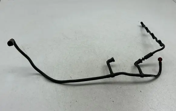 Renault Scenic III - Grand scenic III Fuel injector supply line/pipe 1005712