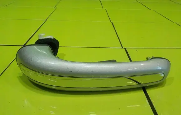 Hyundai Santa Fe Tailgate glass/window release handle 
