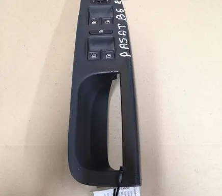 Volkswagen PASSAT B6 Electric window control switch 3C1867171