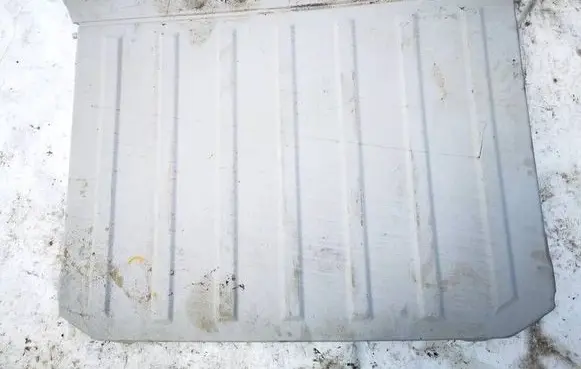 Trunk/boot mat liner