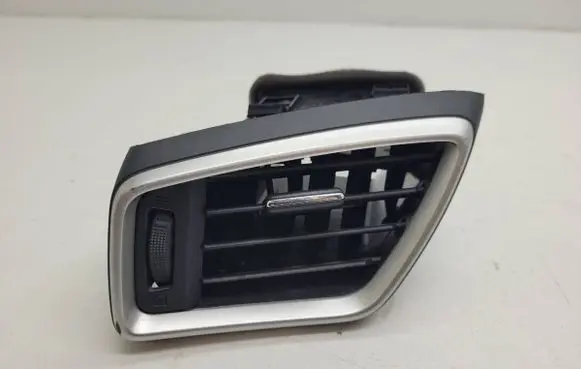 Nissan X-Trail T32 Dashboard air vent grill cover trim 687614BA0A