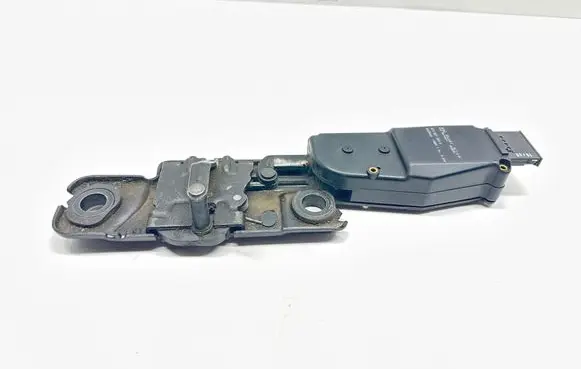 Audi A6 Allroad C6 Tailgate/trunk/boot lift motor 4F9827383A 040806 0002462