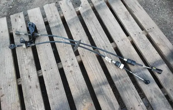 Ford Transit Gear shift cable linkage 613601CE0BA