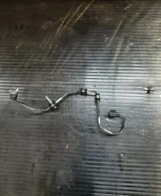Audi A4 S4 B8 8K Fuel injector supply line/pipe 