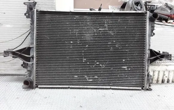 Volvo S60 Coolant radiator
