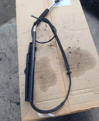 Audi Q7 4L Engine bonnet/hood lock release cable 4L2823535