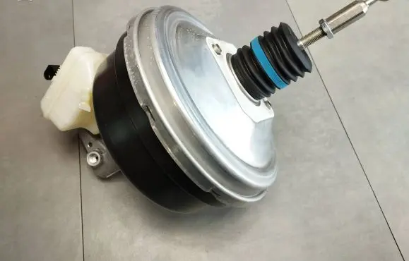 Audi A5 Sportback 8TA Brake booster 8K0612103N