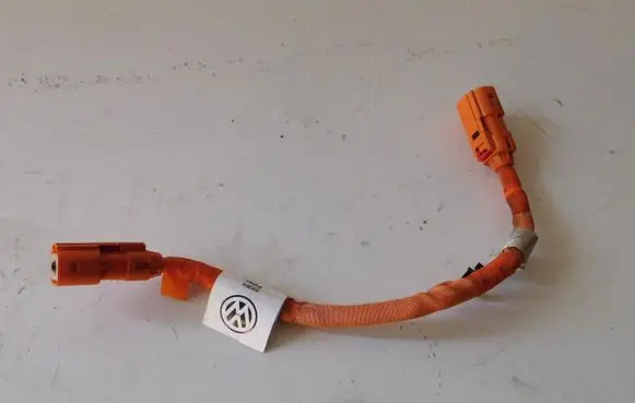 Volkswagen e-Golf High voltage cable 