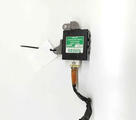 Toyota Land Cruiser (J120) Gearbox control unit/module 36380110040 8953060280