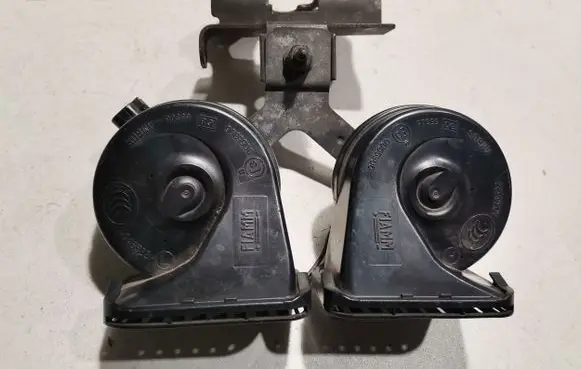 Land Rover Evoque I Horn signal BJ3213A803AC