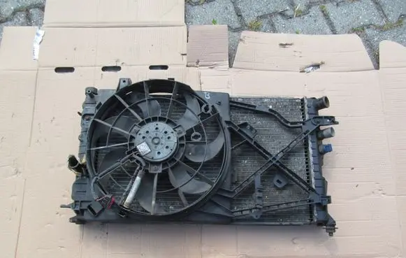 Opel Vectra B Radiator set 0130303217