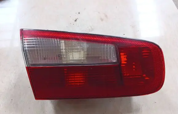 Renault Laguna II Rear/tail lights 8200002475