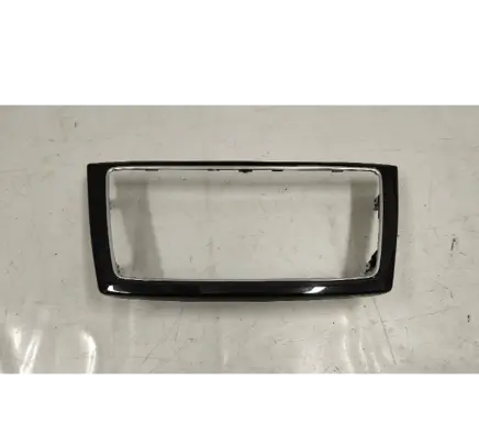 Mercedes-Benz GL X166 Radio/GPS head unit trim A1666802417