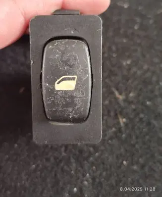 Peugeot 807 Electric window control switch 14889170ZL 017301438 090902