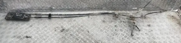 Volkswagen PASSAT B5 Gear shift cable linkage