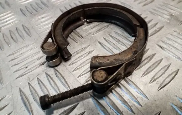 Skoda Octavia Mk3 (5E) Muffler pipe connector clamp 04L253725B