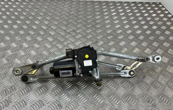 Fiat Tipo Front wiper linkage and motor W000074253