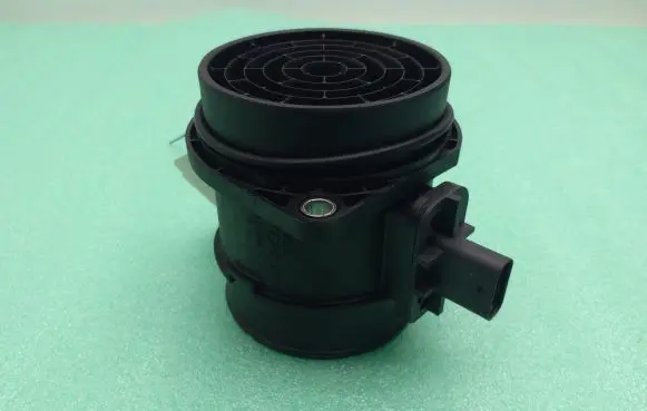 Hyundai Tucson TL Mass air flow meter 9021060002 281642M400