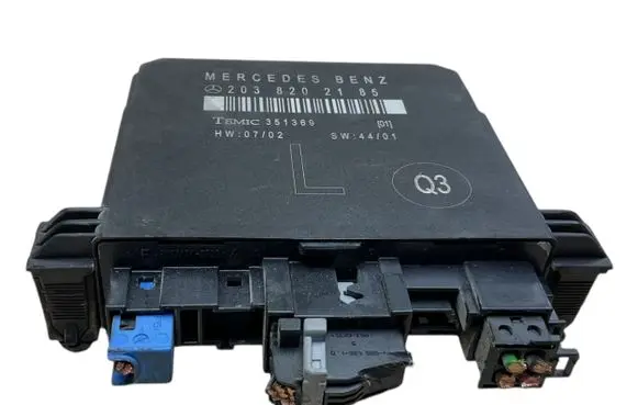 Mercedes-Benz C AMG W203 Door control unit/module 35136901 351369 2038202185