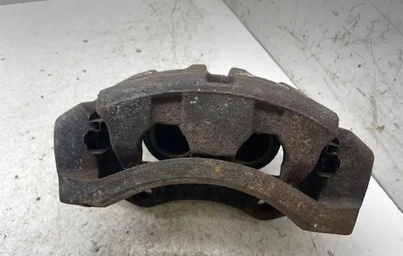 Nissan X-Trail T30 Front brake caliper