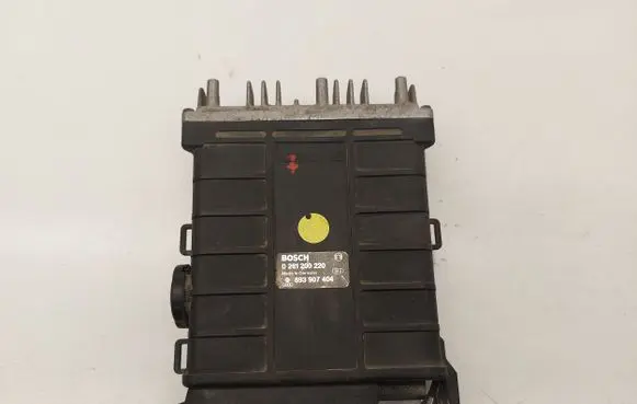 Volkswagen PASSAT B3 Engine control unit/module 893907404