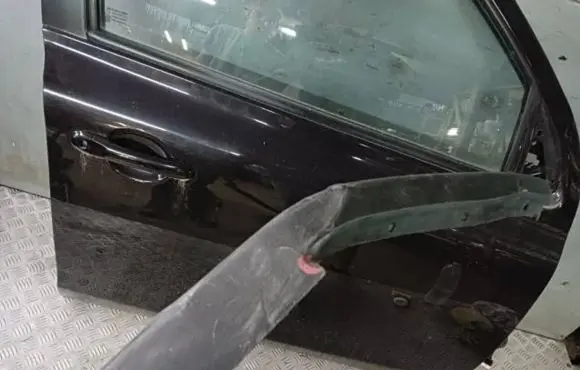 Ford Mustang VI Front bumper lip 506759890 20211018 376771A