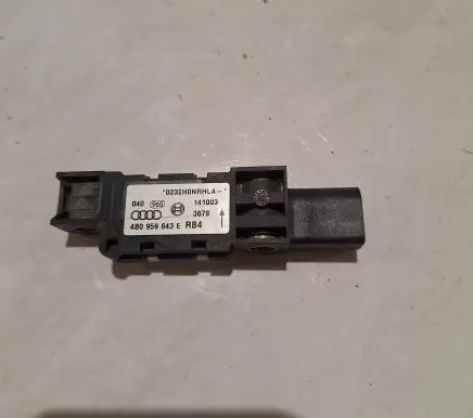 Audi A3 S3 8P Airbag deployment crash/impact sensor 4B0959643E 0232H0