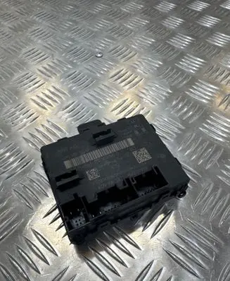 Audi A6 S6 C8 4K Door control unit/module 4M1959595D