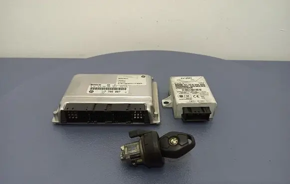 BMW 3 E46 Engine control unit/module ECU 7786887