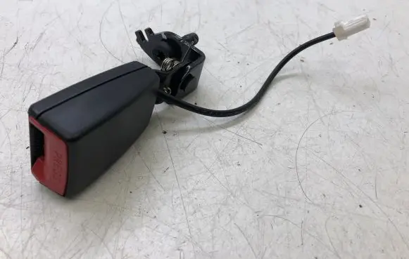 MG MG3 II Rear seatbelt buckle 11209529