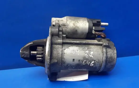Mercedes-Benz C W204 Starter motor A0061514601