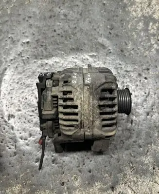 Opel Zafira A Generator/alternator 90561168 0124415005