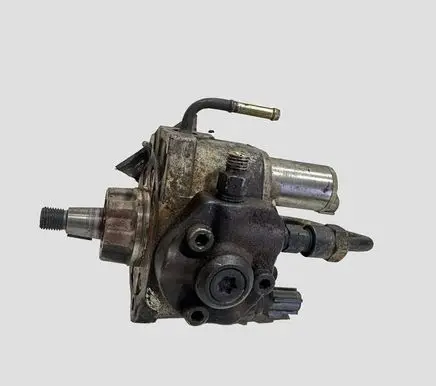 Nissan X-Trail T30 Fuel injection high pressure pump 16700AW401 2940000121