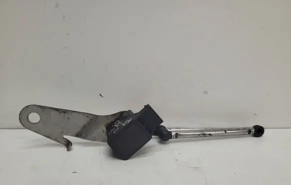 BMW 5 E60 E61 Headlight/headlamp level sensor 1093697