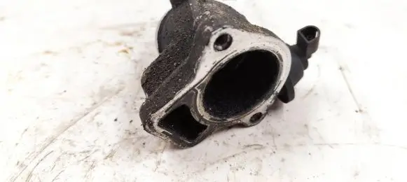 Audi A4 S4 B5 8D EGR valve 8D0140950B