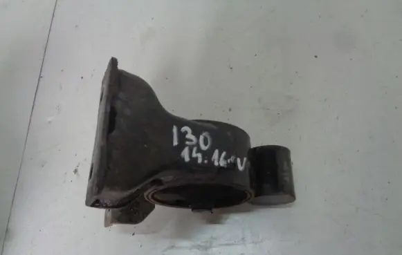 Hyundai i30 Engine mounting bracket 259564