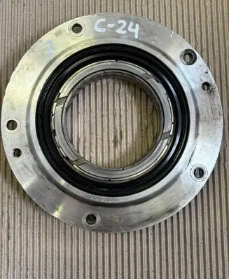 Jeep Cherokee Crankshaft Holder 90522073G