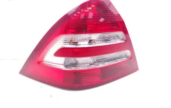 Mercedes-Benz C W203 Rear/tail lights 2038201964