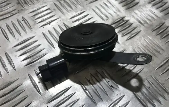 Mitsubishi Carisma Horn signal