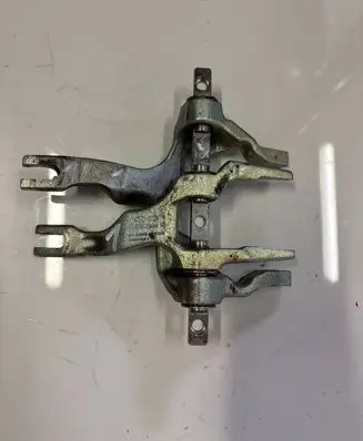 KIA Sportage Gearbox mounting bracket 414132D000