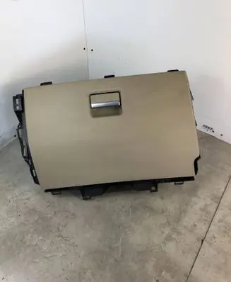 Land Rover Evoque I Glove box 12D1357C