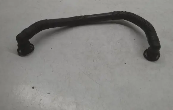 Audi A4 S4 B6 8E 8H Breather hose/pipe 06C133817D