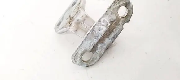 Land Rover Discovery Sport Rear door lower hinge