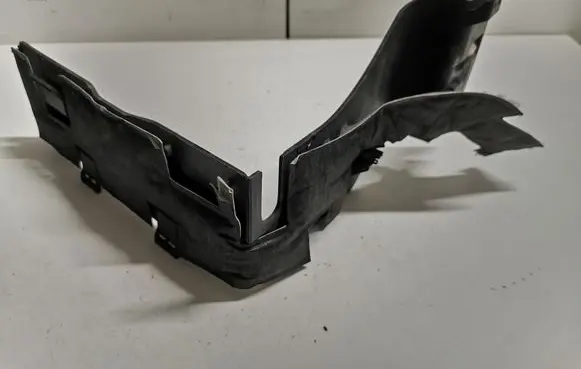 Land Rover Range Rover Sport L494 Other engine bay part AH2201444BB
